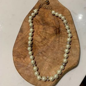 Kate Spade Pearl Statement necklace